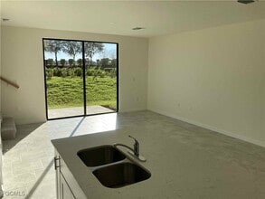 14011 Oviedo Pl in Ft. Myers, FL - Building Photo - Building Photo