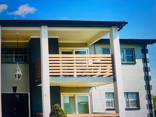 1 Heartwoods Ct in St. Louis, MO - Building Photo - Building Photo