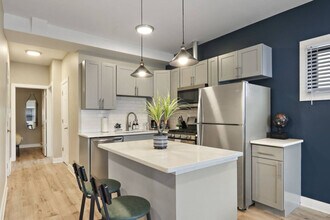 4934 Kingston Ave, Unit SI ID1366948P in Lisle, IL - Foto de edificio - Building Photo