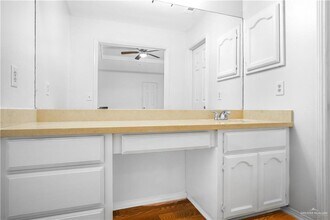 7105 N 8th St in McAllen, TX - Building Photo - Building Photo