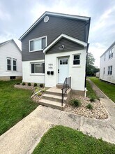 1454 Ashland Ave, Unit 1454 Lower in Columbus, OH - Building Photo - Building Photo