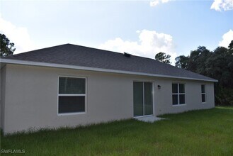 4360 Longwell Ln in North Port, FL - Foto de edificio - Building Photo