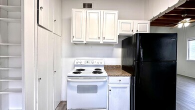 926 33rd St in West Palm Beach, FL - Building Photo - Building Photo