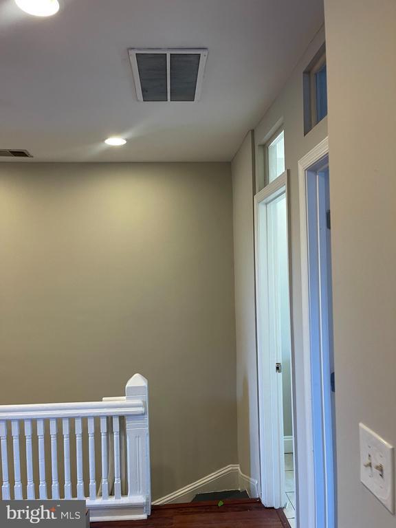 543 Florida Ave NW in Washington, DC - Building Photo - Building Photo