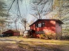 property at 9 Cherry Hill Ln