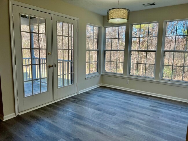 9373 Manowar Ct, Unit 1108 in Glen Allen, VA - Foto de edificio - Building Photo