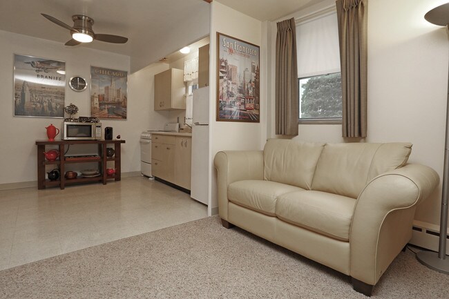 Kenwood Manor Apartments