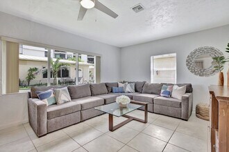 820 N Ocean Blvd in Pompano Beach, FL - Building Photo - Building Photo