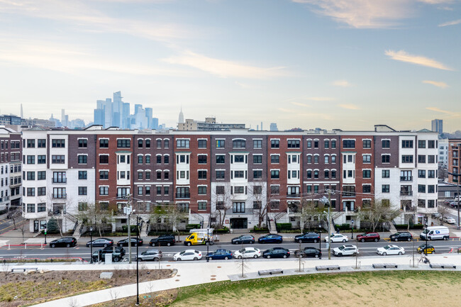 1200 Grand Condo in Hoboken, NJ - Building Photo - Building Photo