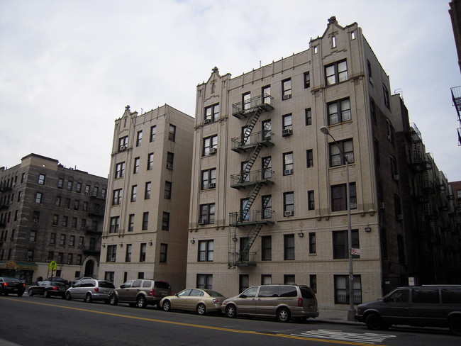 551-565 W 190th St in New York, NY - Foto de edificio - Building Photo