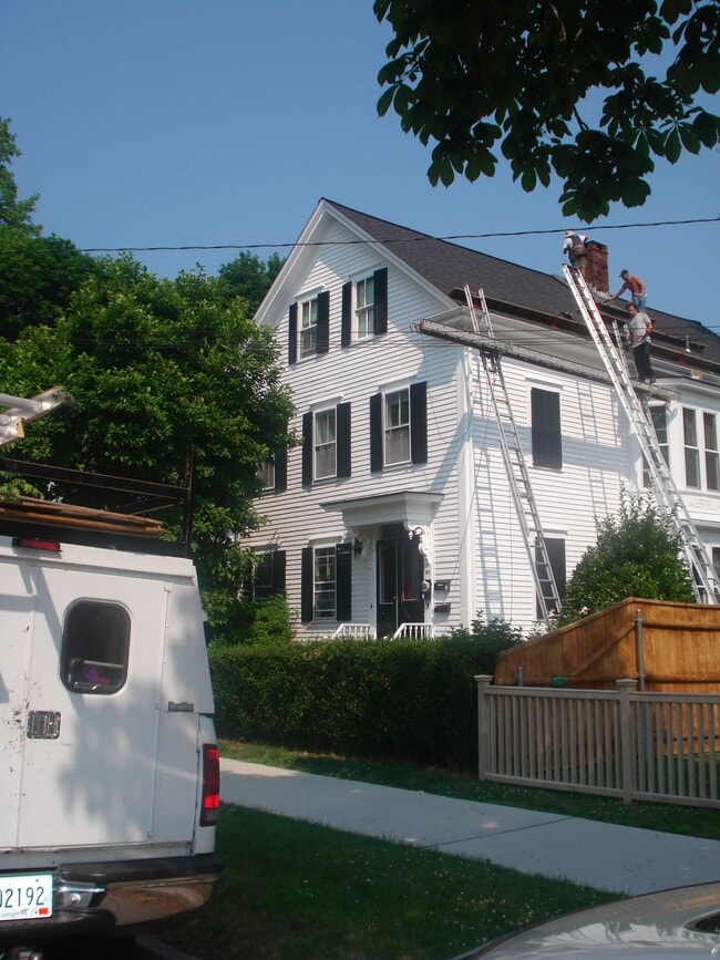 69 Franklin St, Unit 3 Bedroom Downtown