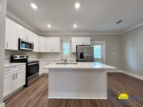 151 Date Palm Ln in Freeport, FL - Building Photo - Building Photo