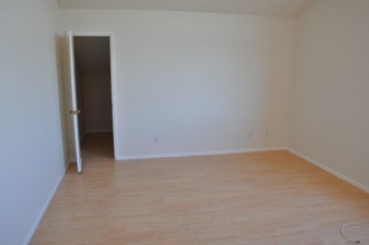 3332 Mariner Bay St in Las Vegas, NV - Building Photo - Building Photo