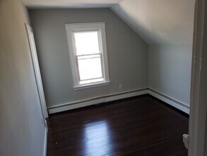 140 Black Rock Ave, Unit 3 in New Britain, CT - Building Photo - Building Photo