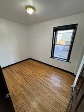 4251 W Haddon Ave, Unit 1 in Chicago, IL - Building Photo - Building Photo