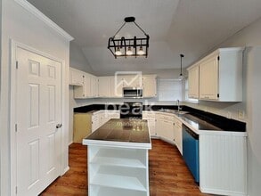 2130 Ridgecliff Dr in Keller, TX - Building Photo - Building Photo