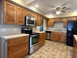 4807 N Mueller Ave in Bethany, OK - Building Photo - Building Photo