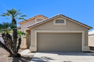 438 N Opal in Mesa, AZ - Building Photo
