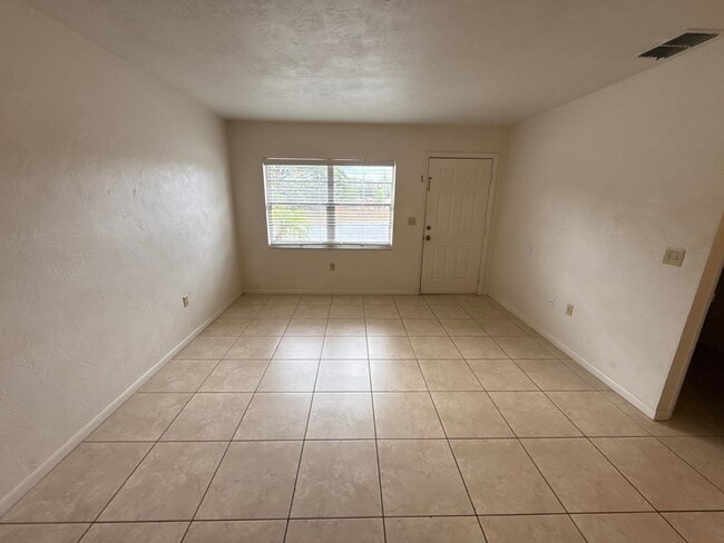 2535 E Marco Ct, Unit 1 in Hernando, FL - Foto de edificio - Building Photo
