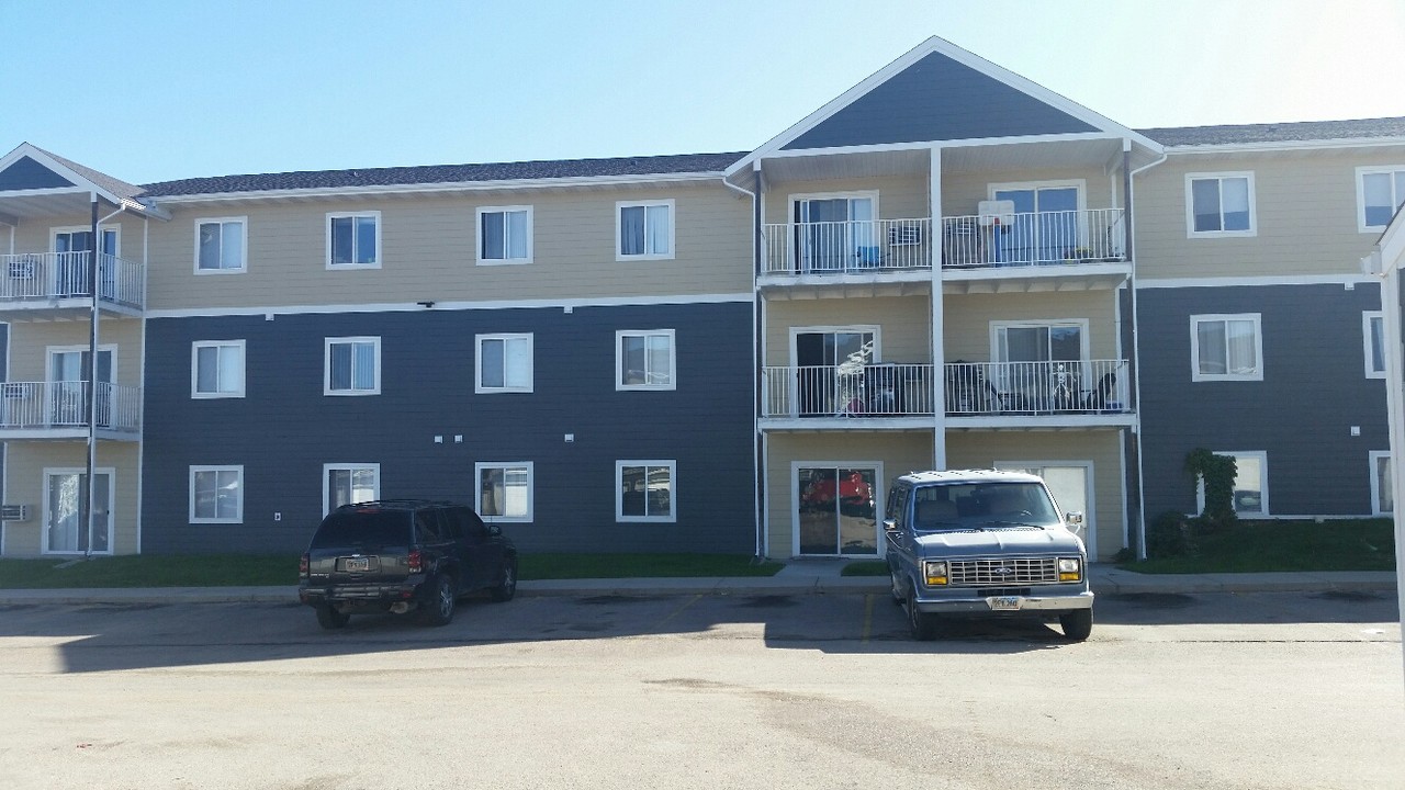 Southern Cross Apartments in Rapid City, SD - Building Photo