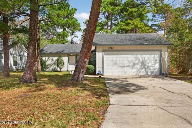 8725 Huntington Woods Cir N in Jacksonville, FL - Building Photo - Building Photo