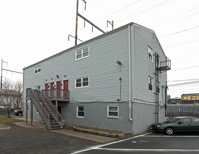 284-286 Powers St in New Brunswick, NJ - Foto de edificio - Building Photo