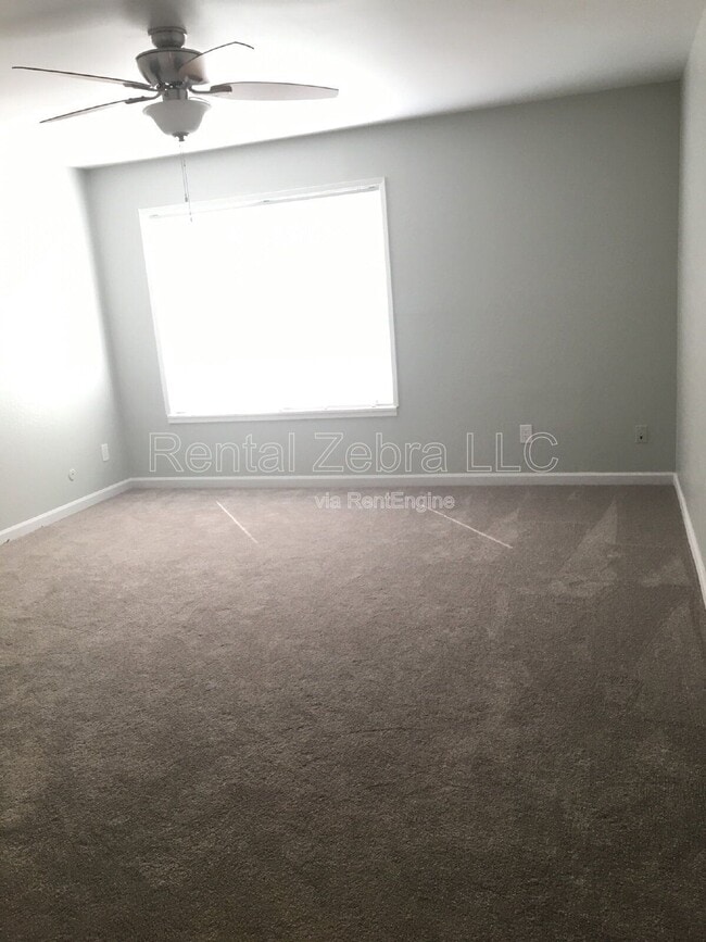 909 Breton Dr in Fairfield, CA - Building Photo - Building Photo