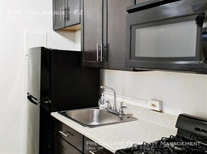 816 Park Ave-Unit -#2 in Baltimore, MD - Building Photo - Building Photo