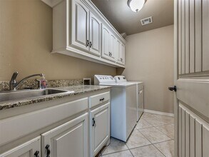 3117 Summit Crossing Pkwy in Norman, OK - Building Photo - Building Photo