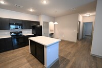 Mira Vista Ranch Apartments - 6