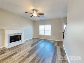 143 Edgefield Ct in Pleasant View, TN - Building Photo - Building Photo