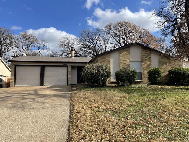 property at 4805 Crestmont Ct