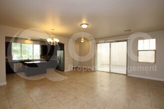 2679 N Riley Rd in Buckeye, AZ - Foto de edificio - Building Photo