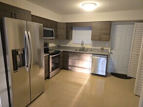 1231 SW 61st Terrace in Gainesville, FL - Building Photo - Building Photo