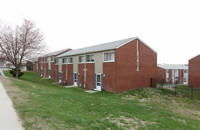 Winthrop Square Apartments in New London, CT - Building Photo - Building Photo