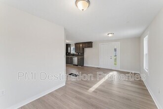 247 Shadyside Ave in Bonner Springs, KS - Building Photo - Building Photo