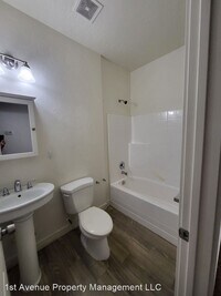 214 S Dewey Ave photo'