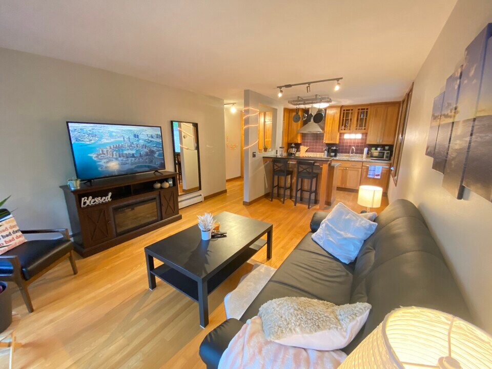 4029 14th Ave S, Unit 16 in Minneapolis, MN - Building Photo