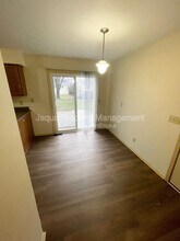 7741 Walcott St in Portage, MI - Building Photo - Building Photo