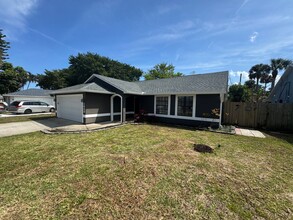 1689 Palm Ridge Rd in Melbourne, FL - Building Photo - Building Photo