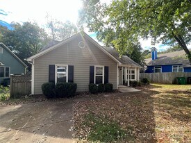 9608 Harness Ln in Matthews, NC - Building Photo