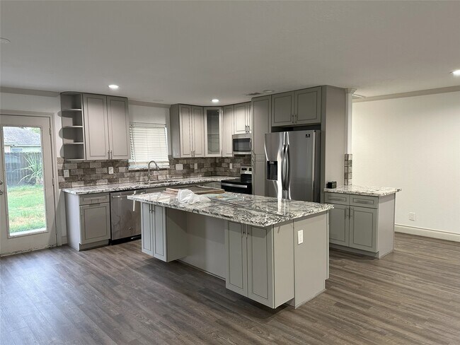 6646 Limestone St in Houston, TX - Building Photo - Building Photo