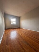 5 Towers St in Jersey City, NJ - Building Photo - Building Photo