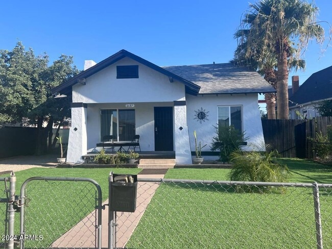 property at 2137 W Madison St