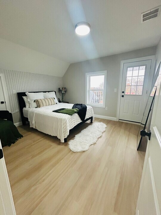 9 Dennison St, Unit 2 in Boston, MA - Building Photo