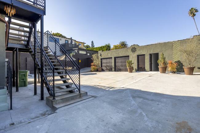 1431 Maltman Ave, Unit SILVERLAKE BEAUTY in Los Angeles, CA - Foto de edificio - Building Photo