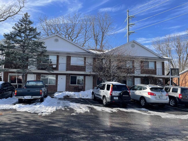 property at 915 N Rogers St