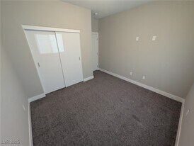 1401 Ogallala St in Pahrump, NV - Building Photo