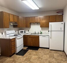 44 Greencrest Rd, Unit B in Goshen, NY - Building Photo - Building Photo