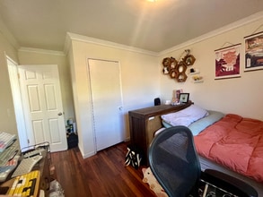 6371 Klamath Dr in Westminster, CA - Foto de edificio - Building Photo